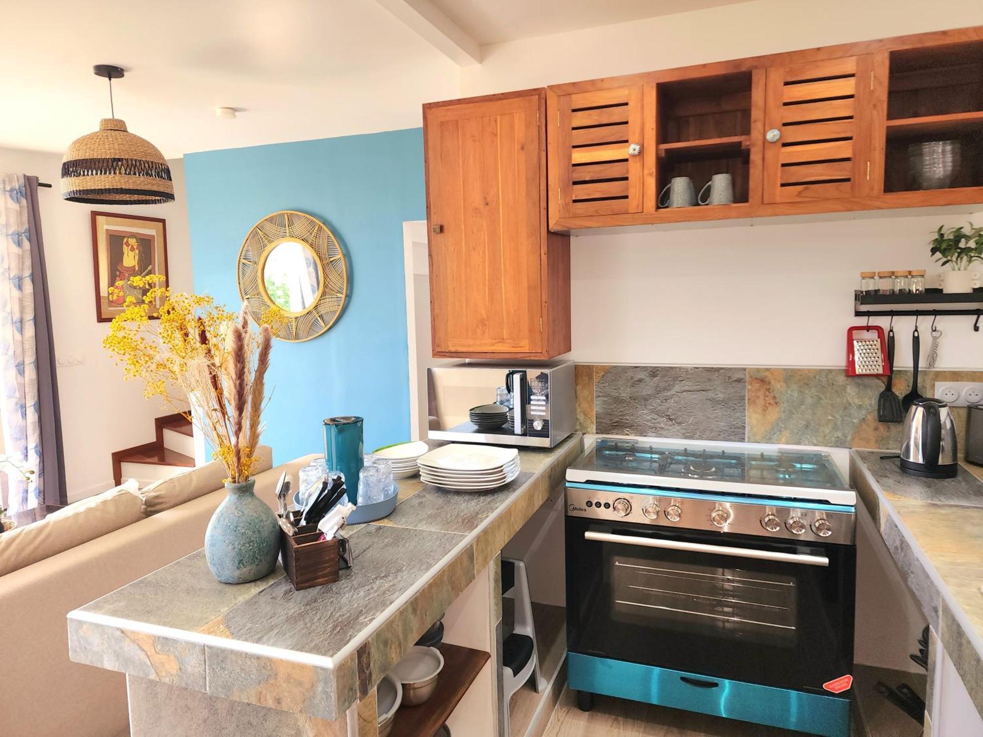 Duplex En Bord De Mer Fare Tahitea Pension Taputapuapea ภายนอก รูปภาพ